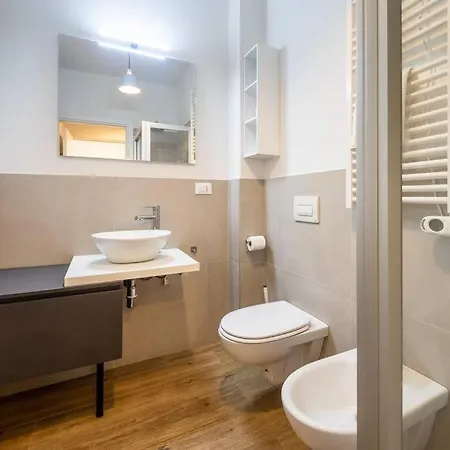 Raggio Di Sole - For 4 Апартаменты Верона