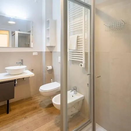 Raggio Di Sole - For 4 Апартаменты Верона